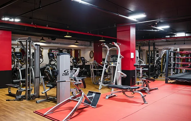 Rented by Greystar | media 23