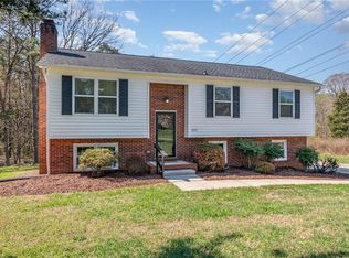 1455 Brookcrest Dr, Winston Salem, NC 27106