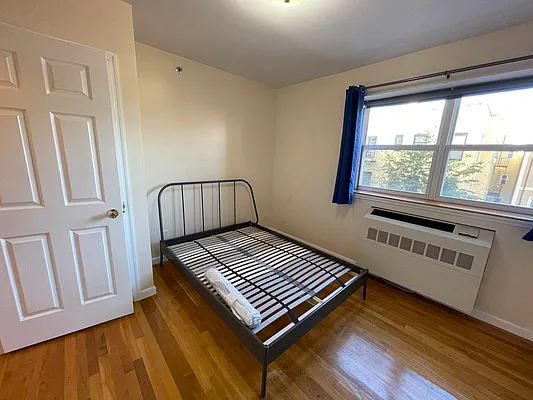 Rented by Metropolis International Realty Inc. | media 20