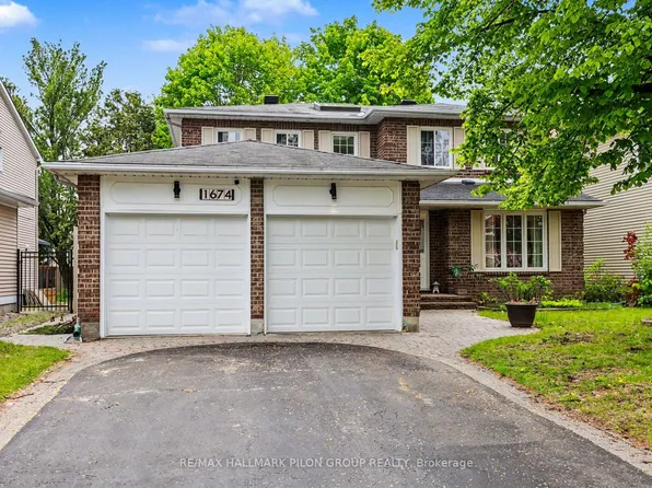 1674 Sansonnet St S, Ottawa, ON K1C 5Y6