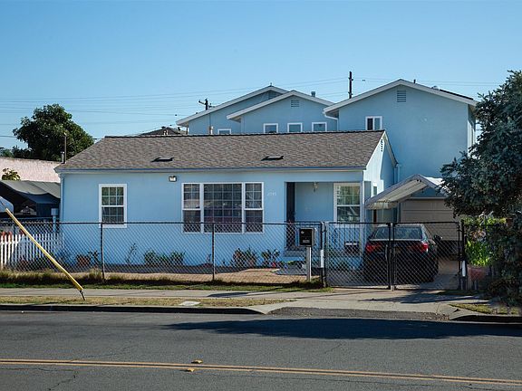 2nd image of 2945 K St