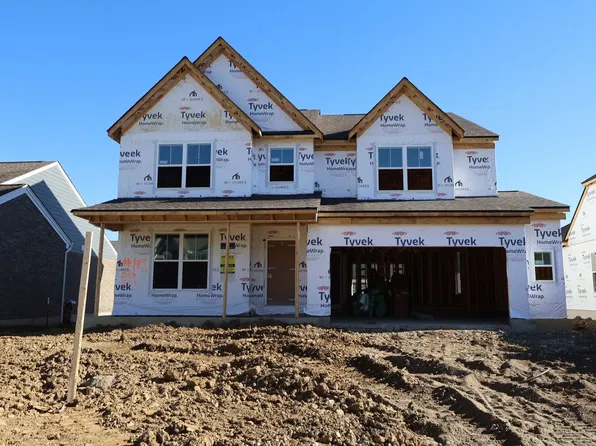 566 Goldfinch Dr, Beavercreek, OH 45434