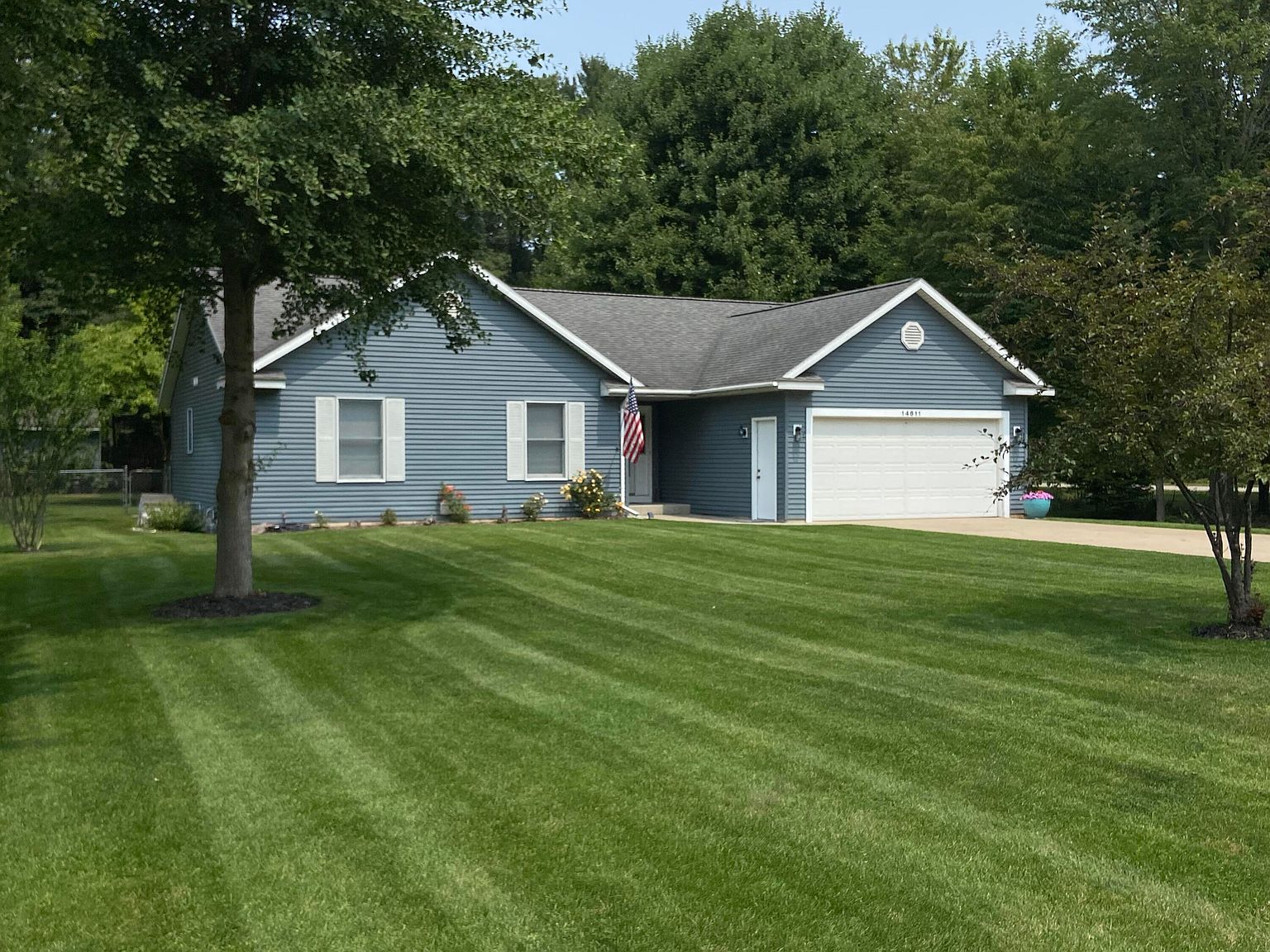 14811 Woodside Trl, Grand Haven, MI 49417 Zillow