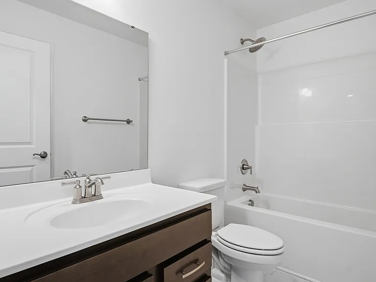 1053 Balsam Ln — Photo 23