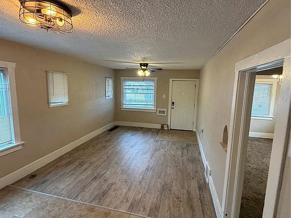 5th image of 4326 Wyandot Street