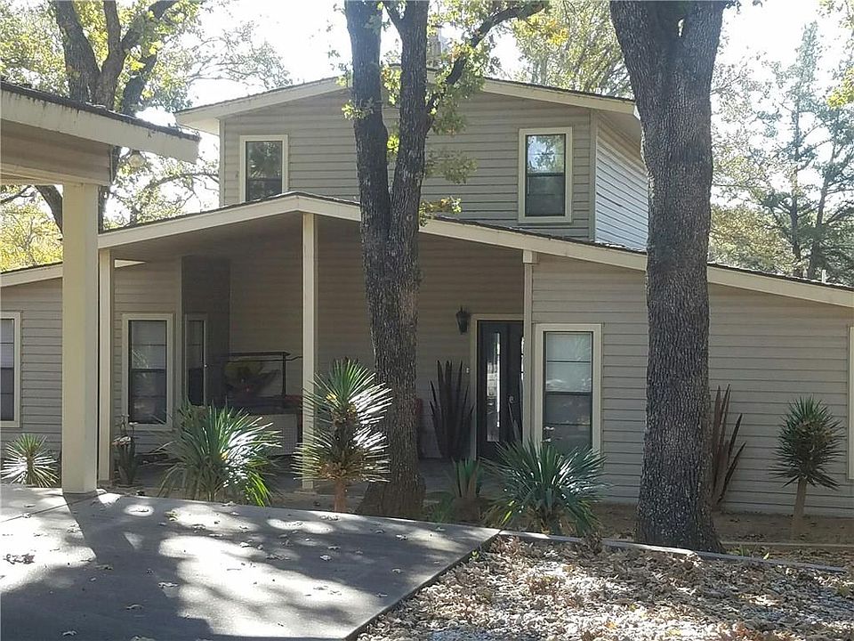 1st image of 510 Kiowa Dr E