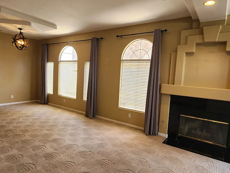 4737 Stavanger Ln — Photo 1