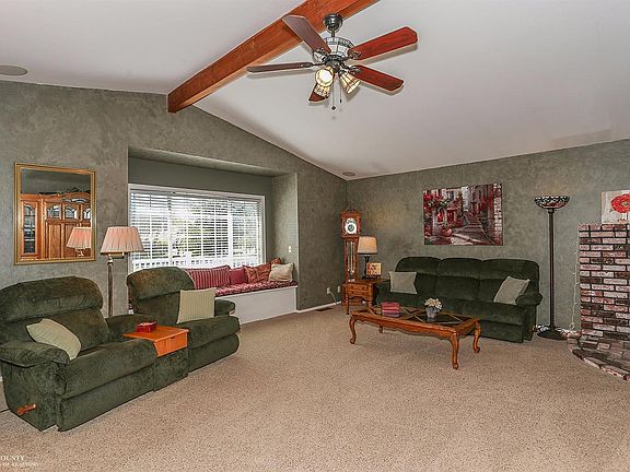 3rd image of 18738 Wildflower Dr