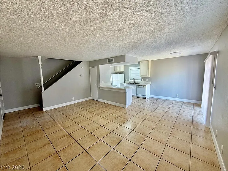 5187 Greene Ln #C — Photo 6