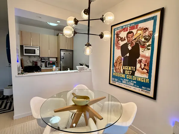 188 East 64th Street image 6 of 34