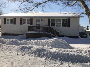 721 Queen St, Pt Hawkesbury, NS B9A2W9
