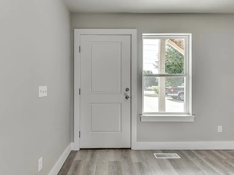 1101 N Fretz Ave #200 — Photo 16