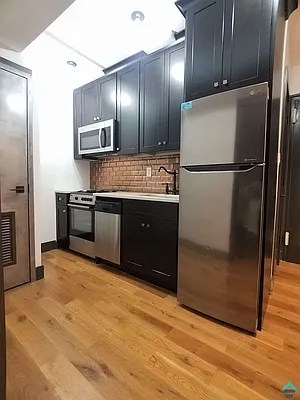 Rented by EXR | media 3