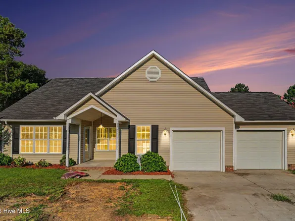 596 Colonial Hills Drive, Lillington, NC 27546