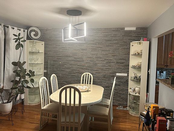 Family room/ dining area