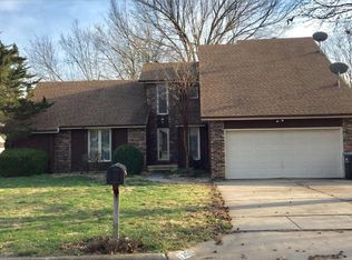 1306 W Riverside St, Springfield, MO 65807