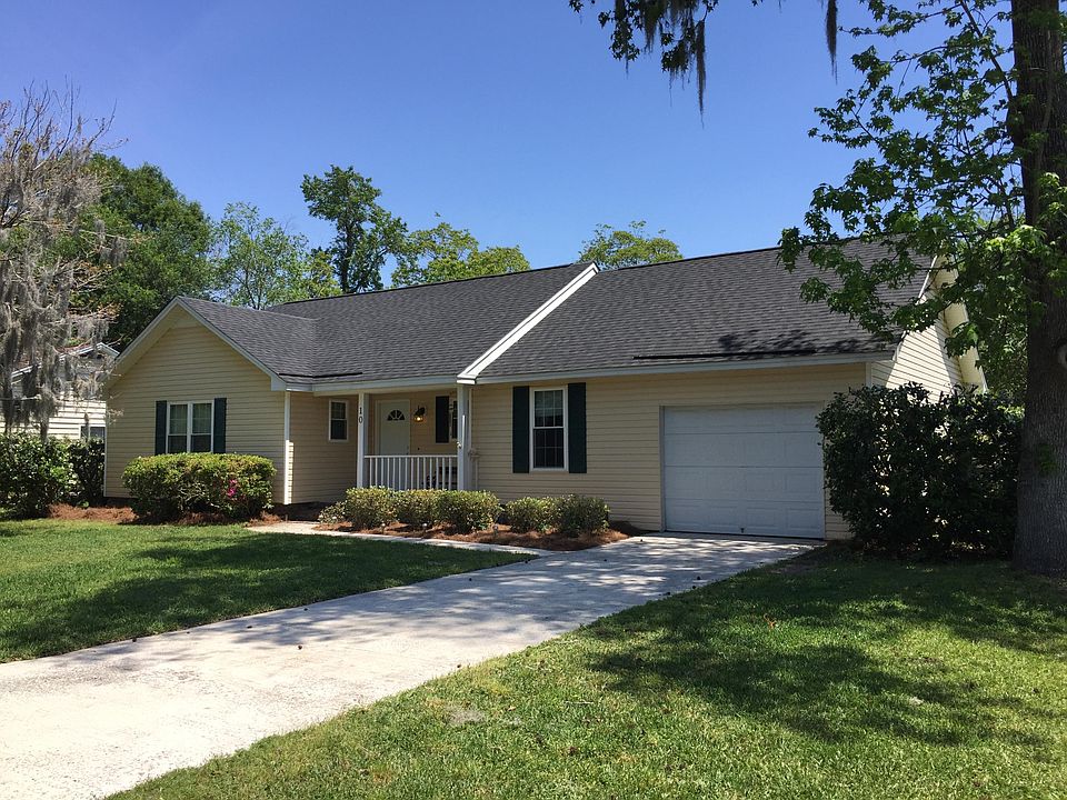 2nd image of 10 Paddlecreek Ave