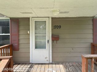 1709 E Moffat Ave, Springfield, IL 62702