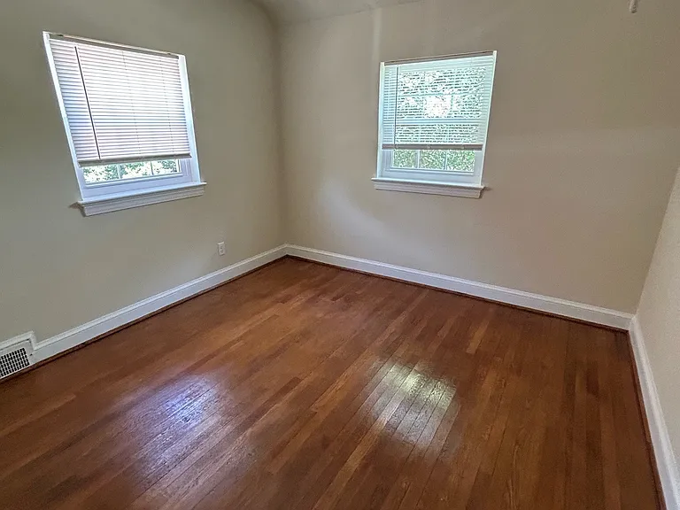 5323 Wilson Blvd — Photo 3