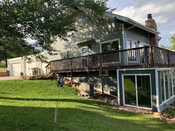 838 Walnut Ave, Hot Springs, SD 57747