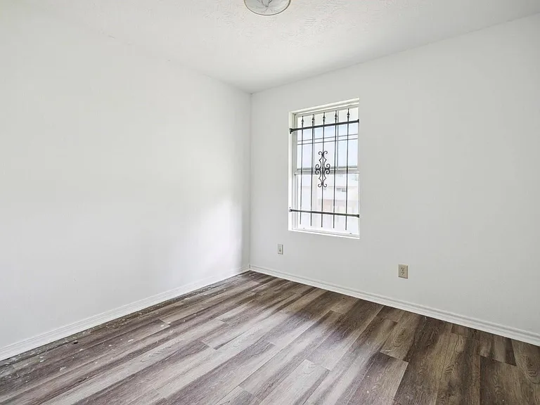 3229 Persimmon St #A — Photo 6