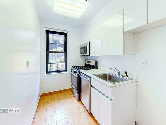 3rd image of 436-442 E 81st St #4A