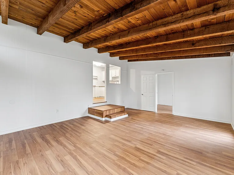417 Price Dr — Photo 14