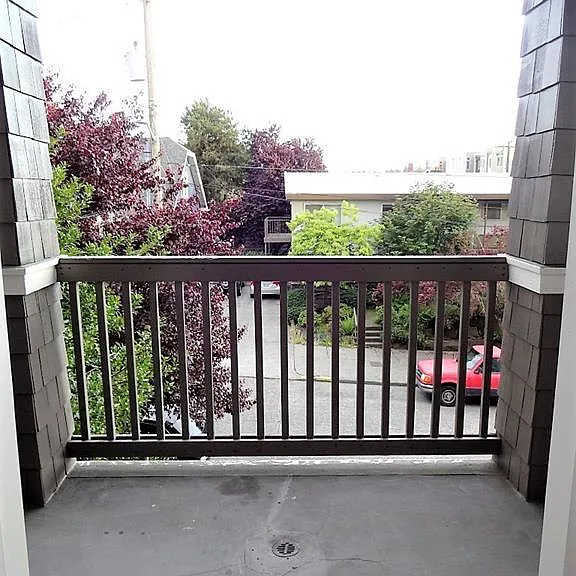 506 NE 73rd St #2A — Photo 8
