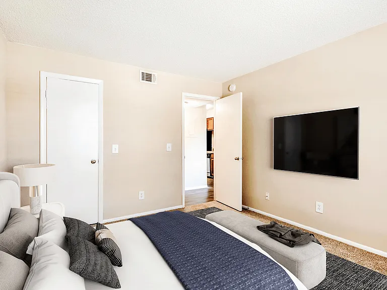 Bentley Green Apartment Homes — Photo 70