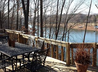 404 McKinney St, Estill Springs, TN 37330