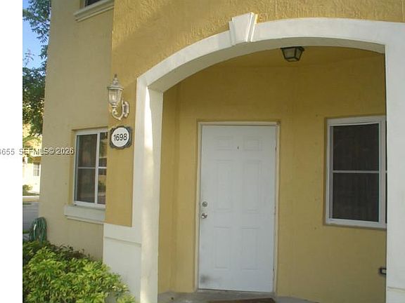 3rd image of 1698 SE 30th St #1698