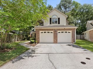 105 Queens Ct, Goose Creek, SC 29445