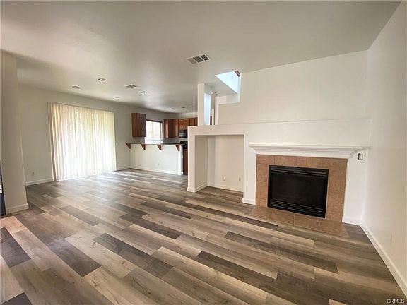 4th image of 1324 Estel Dr