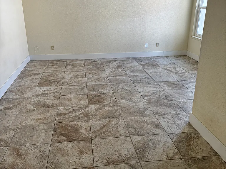 Leafwood Cir — Photo 20