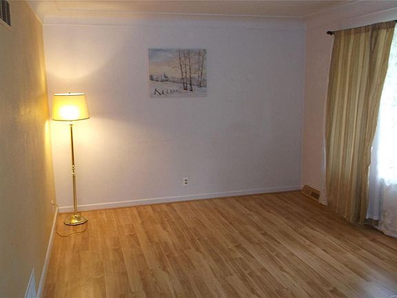 2nd image of 430 Joseph Dr