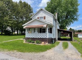 118 4th St, Twin Rocks, PA 15960