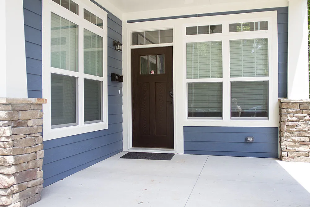 Spacious duplex on 9th Street — Photo 3