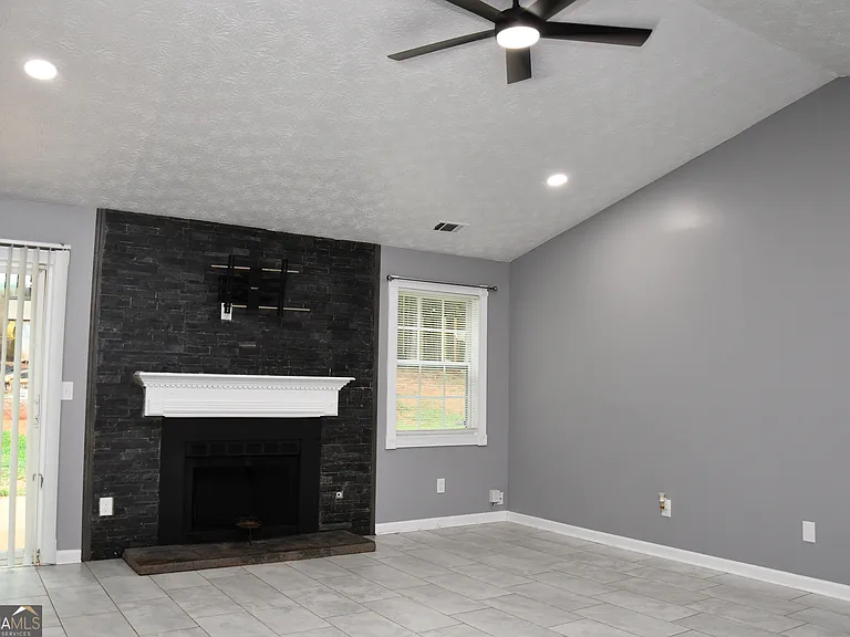 5932 Homestead Cir — Photo 58