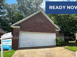 9375 Club Walk Ct, Arlington, TN 38002