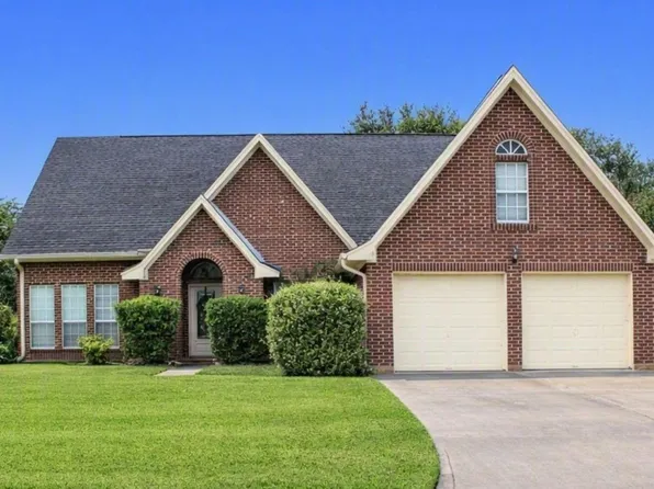 2186 Riverside Dr, West Columbia, TX 77486