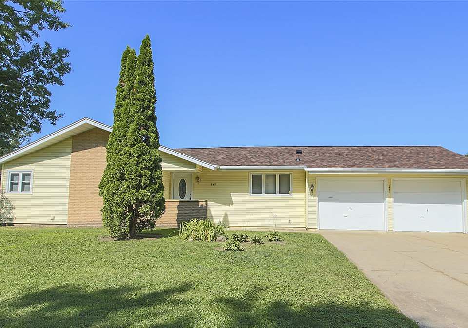 1st image of 245 Clark Dr