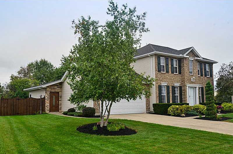 1st image of 276 Parkway Blvd