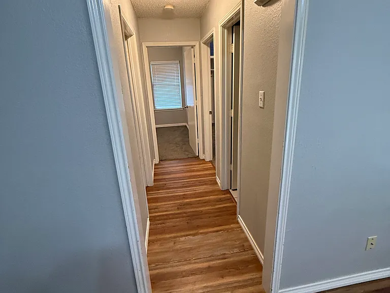 850 Golden Valley Ct — Photo 6