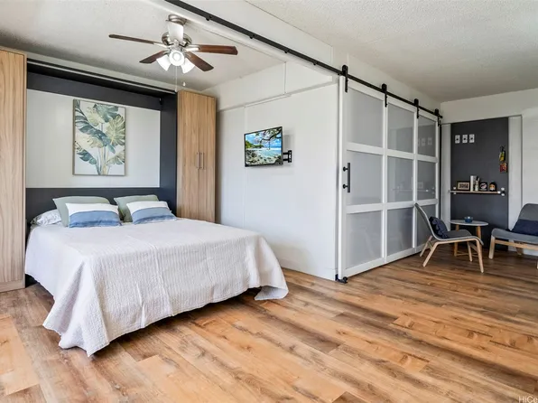 818 S King St APT 704, Honolulu, HI 96813