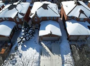 3523 Pintail Cir, Mississauga, ON L5N 6C8