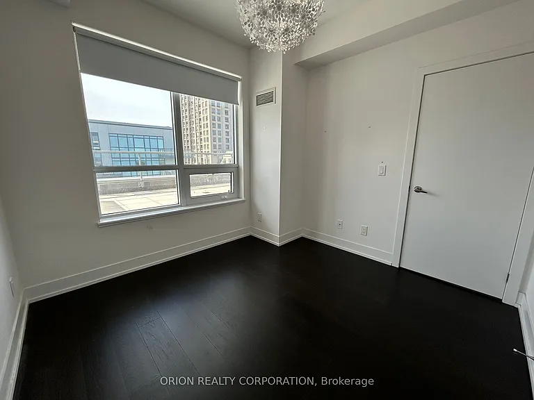 7 Kenaston Gdns #707 — Photo 12