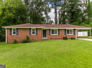 1049 Newport Rd, Macon, GA 31210