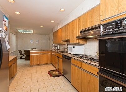 5th image of 85 Dove Hill Dr