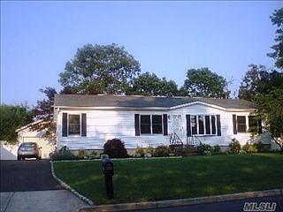 1st image of 93 8th Ave