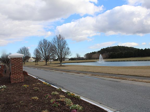 3rd image of 121 Pelican Pointe Dr Lot 11